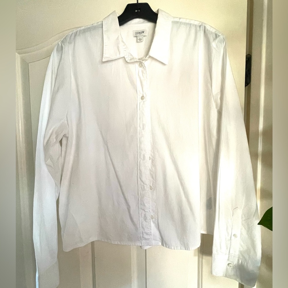 SALE! Like New J. Crew Factory Classic White Button Down Shirt
